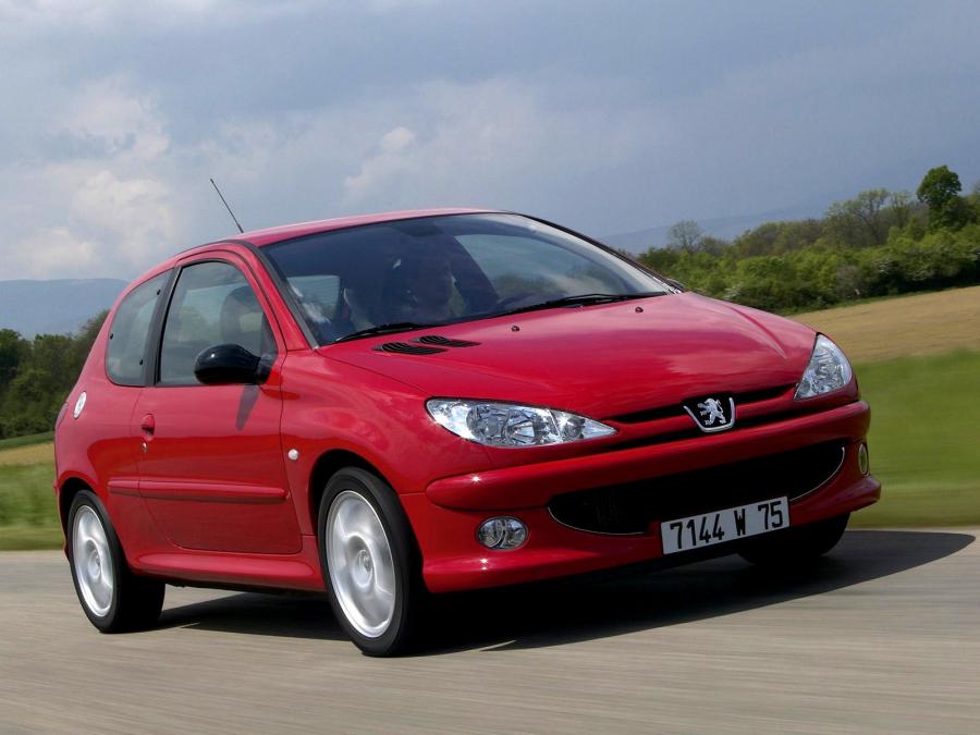 Peugeot 206 3-Door 2003 года  (WW) (фото 4 из 13)